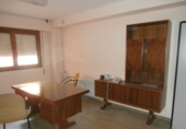 200m² locaux commerciaux pour vente à Cuenca photo
