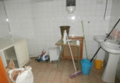 200m² locaux commerciaux pour vente à Cuenca photo