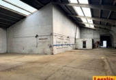Nave Industrial en alquiler con 400m² en Valladolid, en la zona de Polígono San Cristóbal foto