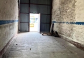 Nave Industrial en alquiler con 400m² en Valladolid, en la zona de Polígono San Cristóbal foto