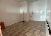 75m² commercial premises for sale in Sabadell, Carrer de l'Alcalde Ribé photo