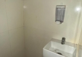 75m² commercial premises for sale in Sabadell, Carrer de l'Alcalde Ribé photo