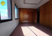 61m² office for sale in Mollet del Vallès, Carrer de Can Mollet photo