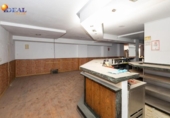 146m² commercial premises for sale in Granada, in the area of North Joaquina Eguaras, Calle Almorávides photo
