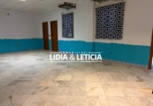 Local comercial en venta con 351m² en Mairena del Alcor, Calle Benardo foto