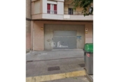 156m² commercial premises for sale in Lérida, Carrer de Roca Labrador photo