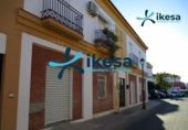 Local comercial
en venda
amb 350m² a Lepe, Calle Argentina foto