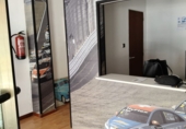 Local comercial en alquiler con 93m² en El Carbayu foto