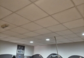 Local comercial en alquiler con 93m² en El Carbayu foto