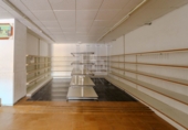 128m² commercial premises for sale in Mora de Ebro, Calle Passeig del Pont, 9 photo