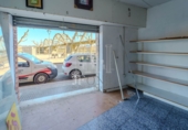 128m² commercial premises for sale in Mora de Ebro, Calle Passeig del Pont, 9 photo