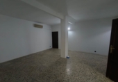 Local comercial en alquiler con 115m² en Benacazón foto
