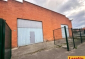 302m² warehouse industrial for sale in Barreda photo