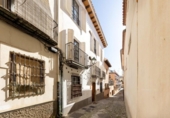 298m² building for sale in Granada, in the area of Realejo, Calle Molinos photo