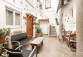 298m² building for sale in Granada, in the area of Realejo, Calle Molinos photo