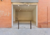 119m² commercial premises for sale in Granada, Calle Rigoberta Menchú photo