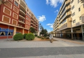 Local comercial en venta con 138m² en Denia foto