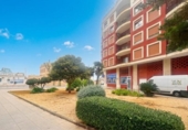 Local comercial en venta con 138m² en Denia foto