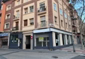 179m² offices for rent in Zaragoza, Calle de Belchite photo