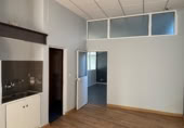 179m² offices for rent in Zaragoza, Calle de Belchite photo