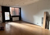 179m² offices for rent in Zaragoza, Calle de Belchite photo