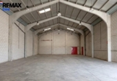 Nave Industrial en venta con 600m² en Cáceres, en la zona de Industrial Las Capellanías, Calle Toneleros foto