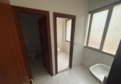 252m² commercial premises for sale in Santander, Calle Burgos photo