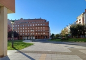 140m² hair salon for sale in Vitoria-Gasteiz, Calle Donostia photo