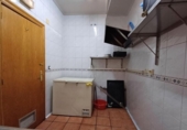 Local comercial en venta con 75m² en Vitoria, en la zona de Txagorritxu, Calle de Telesforo Aranzadi foto