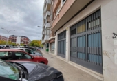 Local comercial en venta con 110m² en Vitoria, en la zona de Txagorritxu, Calle José Miguel de Barandiarán foto