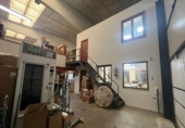 Nave Industrial en venta con 414m² en Vitoria, en la zona de Adurza, Calle de José María Iparragirre foto