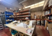 Nave Industrial en venta con 414m² en Vitoria, en la zona de Adurza, Calle de José María Iparragirre foto