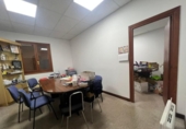 Nave Industrial en venta con 414m² en Vitoria, en la zona de Adurza, Calle de José María Iparragirre foto