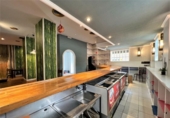 Restaurante en venta con 228m² en Vitoria, en la zona de Txagorritxu, Avenida de Gasteiz foto
