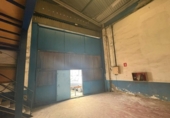 Nave Industrial en venta con 500m² en Sevilla, en la zona de Aeropuerto Viejo, Calle Platino foto