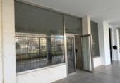 Local comercial
en venda
amb 84m² a Sevilla, a la zona de El Fontanal-Maria Auxiliadora-Carretera de Carmona, Calle Francisco de Ariño foto