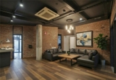 Local comercial en venta con 108m² en Barcelona, en la zona de Sant Pere, Santa Caterina i la Ribera, Plaça de Joan Fiveller foto