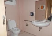 Local comercial en venta con 403m² en Tarrasa, Passeig del Vint-i-dos de Juliol foto