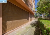 153m² commercial premises for sale in Granada, Calle Ronda de Panaderos photo