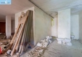 153m² commercial premises for sale in Granada, Calle Ronda de Panaderos photo