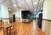 Local comercial en venta con 159m² en Torrevieja foto