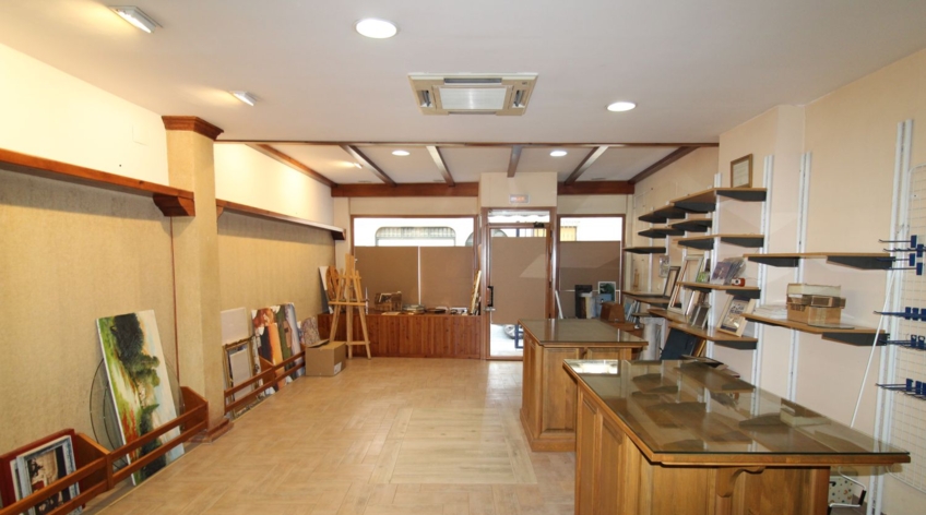 Local comercial