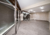 Local comercial en venta con 236m² en el Prat de Llobregat foto