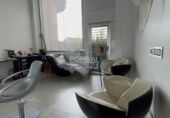 Peluqueria en venta con 154m² en Santiago de Compostela, en la zona de A Revolta foto