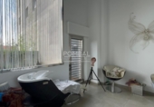 Peluqueria en venta con 154m² en Santiago de Compostela, en la zona de A Revolta foto