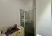 Peluqueria en venta con 154m² en Santiago de Compostela, en la zona de A Revolta foto