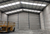 Nave en alquiler con 337m² en Alcalá de Guadaíra foto