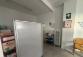 190m² commercial premises for sale in Cádiz, Avenida de la Bahía photo