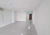 Local comercial en venta con 92m² en Torremolinos foto