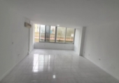 Local comercial en venta con 92m² en Torremolinos foto